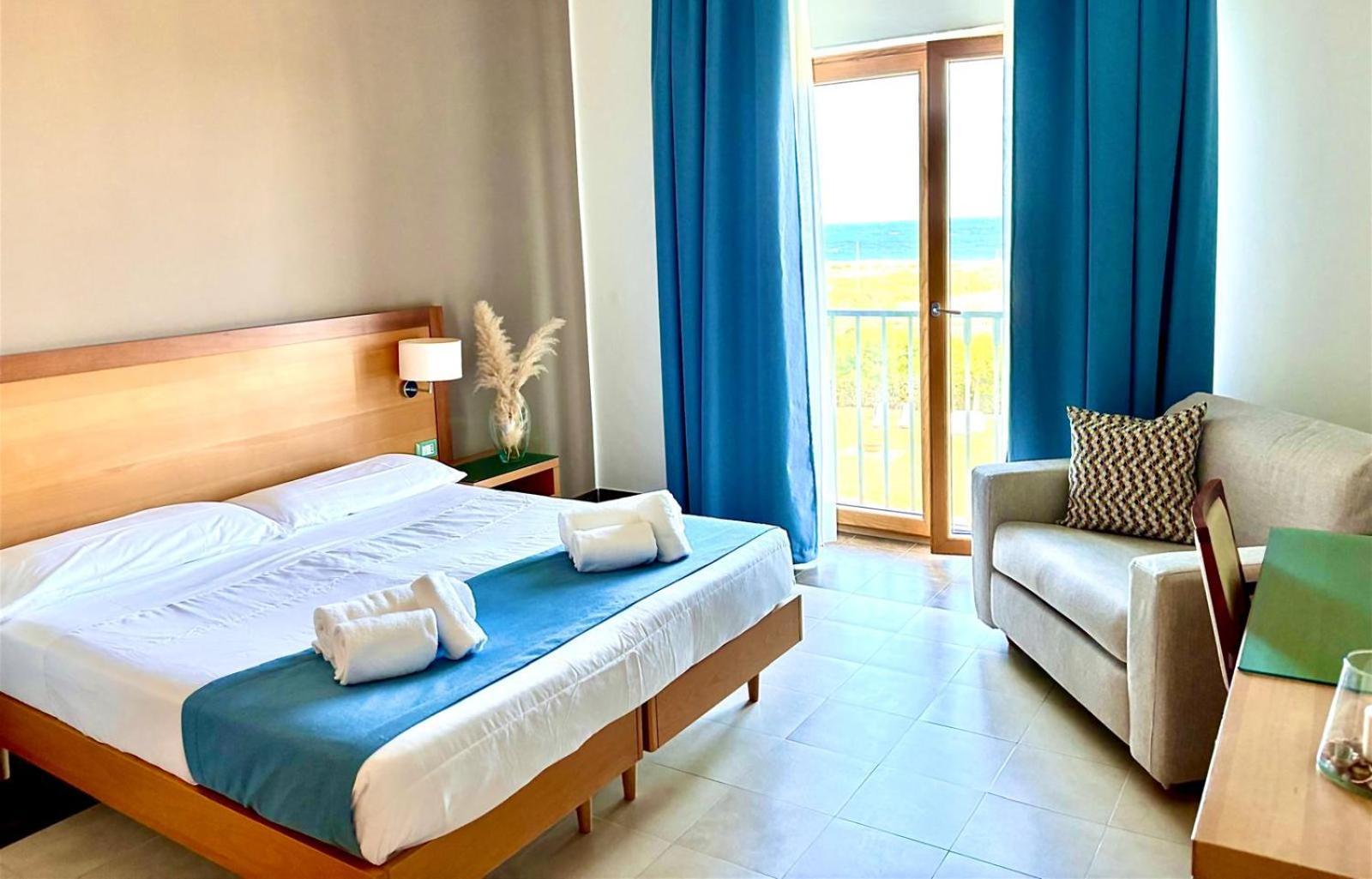 Hotel Scoglio Degli Achei توري سانتا سابينا المظهر الخارجي الصورة